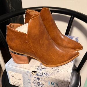 Elegant Brown Ankle Booties